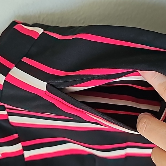 Torrid Girly Summer Colorful size 20 striped crepe shorts - Picture 5 of 11